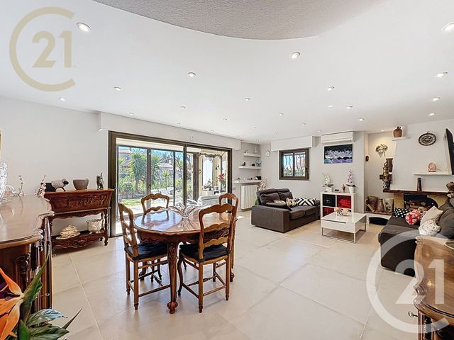 Maison &agrave; vendre - 4 pi&egrave;ces - 97,25 m2 - Cannes - 06 - PROVENCE-ALPES-COTE-D-AZUR