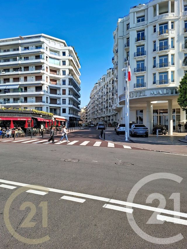Appartement F3 &agrave; vendre - 3 pi&egrave;ces - 32,62 m2 - Cannes - 06 - PROVENCE-ALPES-COTE-D-AZUR