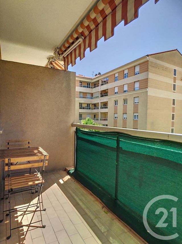 Appartement F1 &agrave; louer - 1 pi&egrave;ce - 20,85 m2 - Cannes - 06 - PROVENCE-ALPES-COTE-D-AZUR