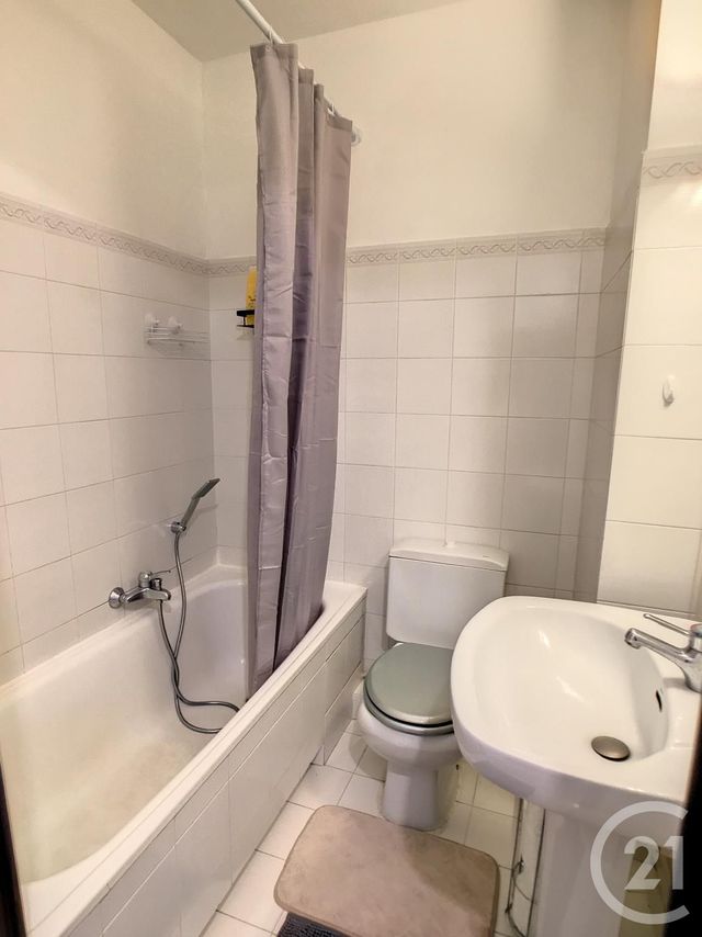 Appartement F1 &agrave; louer - 1 pi&egrave;ce - 20,85 m2 - Cannes - 06 - PROVENCE-ALPES-COTE-D-AZUR