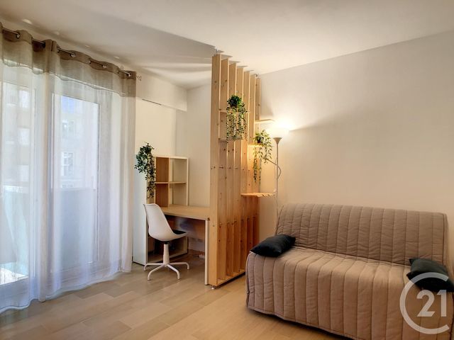 Appartement F1 &agrave; louer - 1 pi&egrave;ce - 20,85 m2 - Cannes - 06 - PROVENCE-ALPES-COTE-D-AZUR