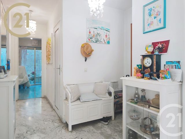 Appartement F3 &agrave; vendre - 3 pi&egrave;ces - 83,38 m2 - Le Cannet - 06 - PROVENCE-ALPES-COTE-D-AZUR