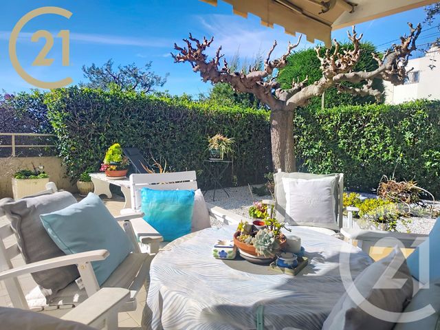 Appartement F3 &agrave; vendre - 3 pi&egrave;ces - 83,38 m2 - Le Cannet - 06 - PROVENCE-ALPES-COTE-D-AZUR