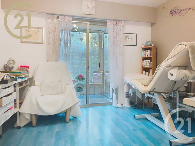 Appartement F3 &agrave; vendre - 3 pi&egrave;ces - 83,38 m2 - Le Cannet - 06 - PROVENCE-ALPES-COTE-D-AZUR