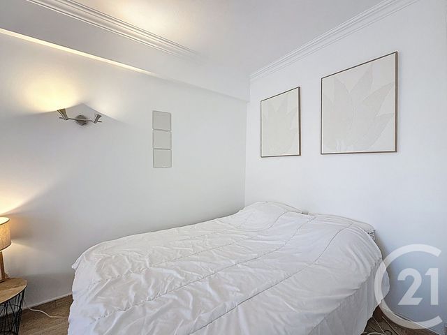 Appartement Studio &agrave; louer - 1 pi&egrave;ce - 25,19 m2 - Cannes - 06 - PROVENCE-ALPES-COTE-D-AZUR