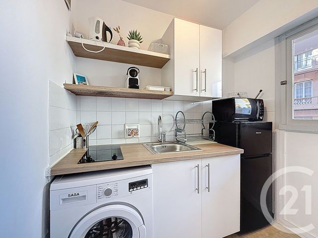 Appartement Studio &agrave; louer - 1 pi&egrave;ce - 25,19 m2 - Cannes - 06 - PROVENCE-ALPES-COTE-D-AZUR