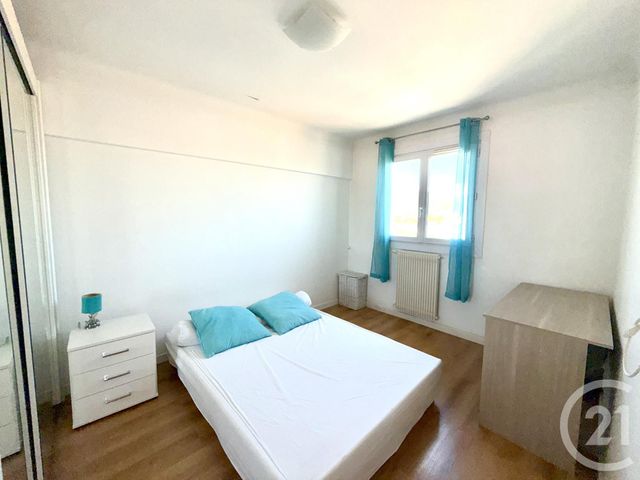 Appartement F2 &agrave; louer - 2 pi&egrave;ces - 50 m2 - Cannes La Bocca - 06 - PROVENCE-ALPES-COTE-D-AZUR