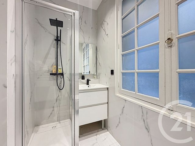 Appartement T2 &agrave; louer - 2 pi&egrave;ces - 39,04 m2 - Cannes - 06 - PROVENCE-ALPES-COTE-D-AZUR