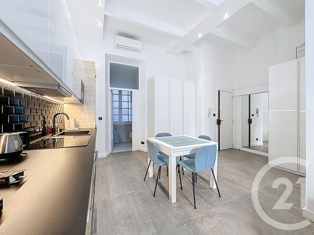 Appartement T2 &agrave; louer - 2 pi&egrave;ces - 39,04 m2 - Cannes - 06 - PROVENCE-ALPES-COTE-D-AZUR