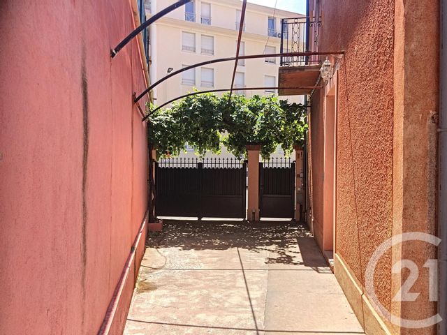 Appartement F4 &agrave; louer - 4 pi&egrave;ces - 86,10 m2 - Cannes La Bocca - 06 - PROVENCE-ALPES-COTE-D-AZUR