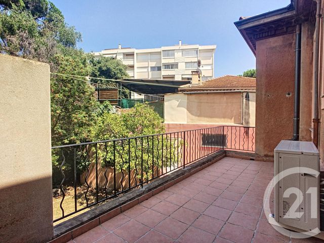 Appartement F4 &agrave; louer - 4 pi&egrave;ces - 86,10 m2 - Cannes La Bocca - 06 - PROVENCE-ALPES-COTE-D-AZUR