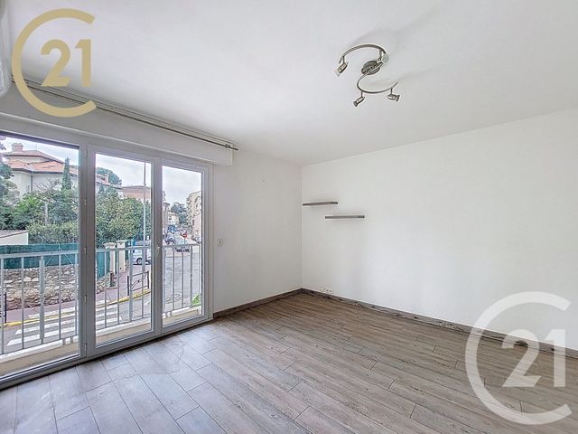 Appartement F1 &agrave; vendre - 1 pi&egrave;ce - 24,01 m2 - Cannes - 06 - PROVENCE-ALPES-COTE-D-AZUR
