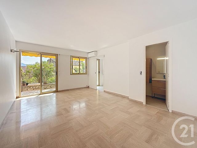 Appartement F1 &agrave; louer - 1 pi&egrave;ce - 33,01 m2 - Cannes - 06 - PROVENCE-ALPES-COTE-D-AZUR