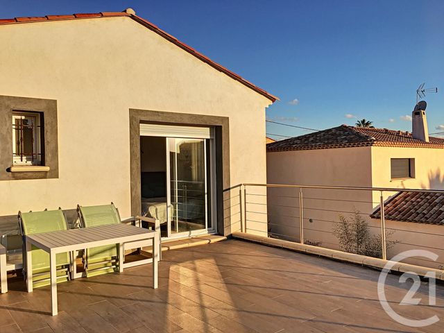 Maison &agrave; louer - 4 pi&egrave;ces - 102,86 m2 - Cannes La Bocca - 06 - PROVENCE-ALPES-COTE-D-AZUR