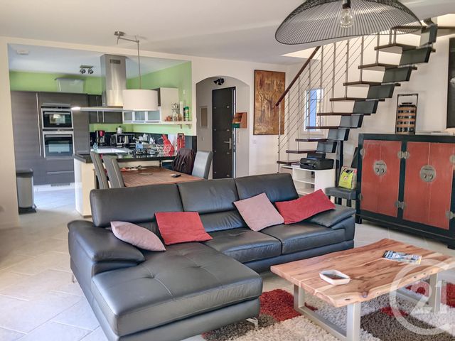 Maison &agrave; louer - 4 pi&egrave;ces - 102,86 m2 - Cannes La Bocca - 06 - PROVENCE-ALPES-COTE-D-AZUR