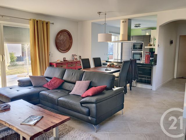 Maison &agrave; louer - 4 pi&egrave;ces - 102,86 m2 - Cannes La Bocca - 06 - PROVENCE-ALPES-COTE-D-AZUR