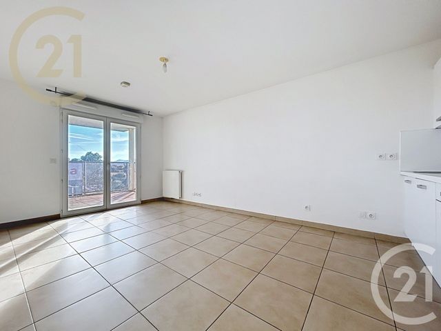 Appartement Studio &agrave; vendre - 1 pi&egrave;ce - 27,14 m2 - Cannes La Bocca - 06 - PROVENCE-ALPES-COTE-D-AZUR