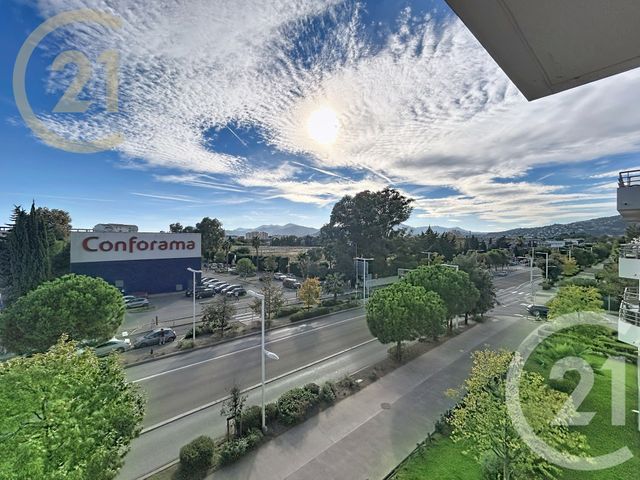 Appartement 1 pièce 27 m² · à Cannes · 27,1 m² · 189 000 €