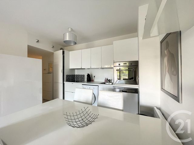 Appartement T2 &agrave; louer - 2 pi&egrave;ces - 37 m2 - Cannes - 06 - PROVENCE-ALPES-COTE-D-AZUR