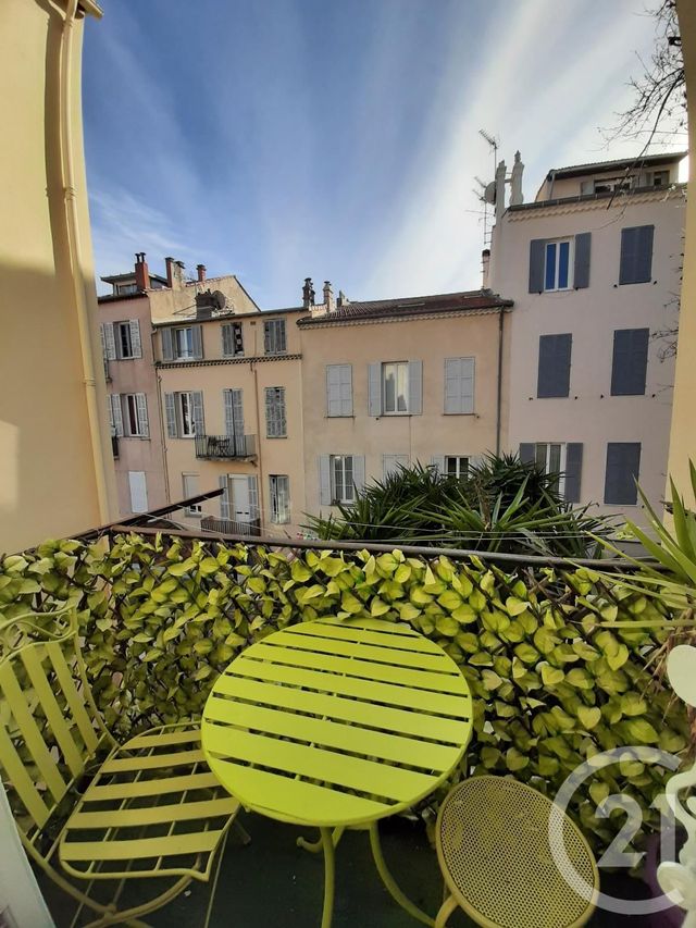 Appartement F3 &agrave; louer - 3 pi&egrave;ces - 62,74 m2 - Cannes - 06 - PROVENCE-ALPES-COTE-D-AZUR