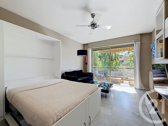 Appartement Studio &agrave; louer - 1 pi&egrave;ce - 31,14 m2 - Cannes - 06 - PROVENCE-ALPES-COTE-D-AZUR