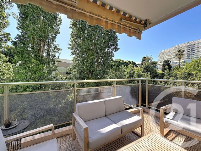 Appartement Studio &agrave; louer - 1 pi&egrave;ce - 31,14 m2 - Cannes - 06 - PROVENCE-ALPES-COTE-D-AZUR