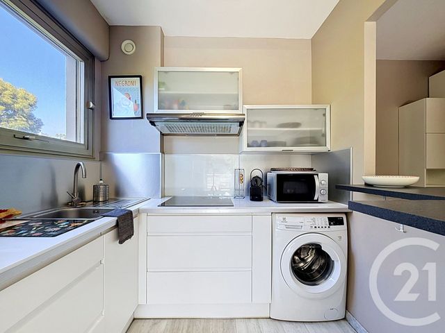 Appartement Studio &agrave; louer - 1 pi&egrave;ce - 31,14 m2 - Cannes - 06 - PROVENCE-ALPES-COTE-D-AZUR