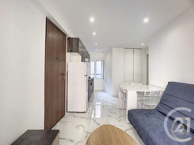 Appartement T2 &agrave; louer - 2 pi&egrave;ces - 30,54 m2 - Cannes - 06 - PROVENCE-ALPES-COTE-D-AZUR