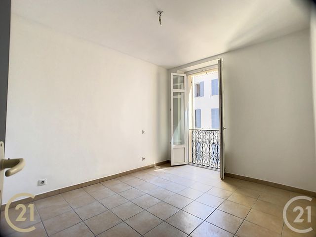 Appartement F2 &agrave; louer - 2 pi&egrave;ces - 30,89 m2 - Cannes - 06 - PROVENCE-ALPES-COTE-D-AZUR
