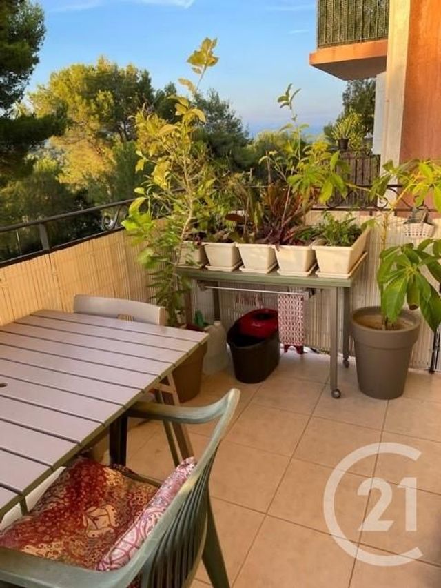 Appartement F2 &agrave; louer - 2 pi&egrave;ces - 44,01 m2 - Mougins - 06 - PROVENCE-ALPES-COTE-D-AZUR