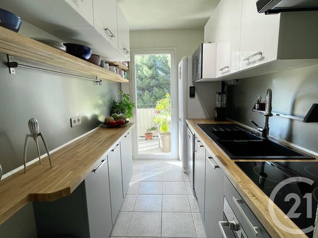 Appartement F2 &agrave; louer - 2 pi&egrave;ces - 44,01 m2 - Mougins - 06 - PROVENCE-ALPES-COTE-D-AZUR