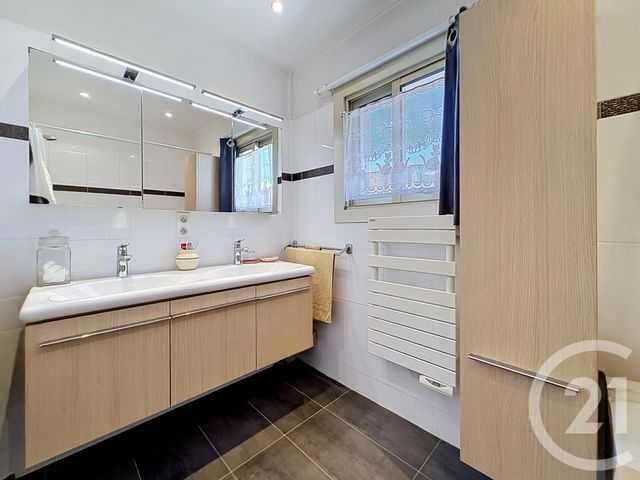 Maison &agrave; vendre - 4 pi&egrave;ces - 84 m2 - Cannes La Bocca - 06 - PROVENCE-ALPES-COTE-D-AZUR