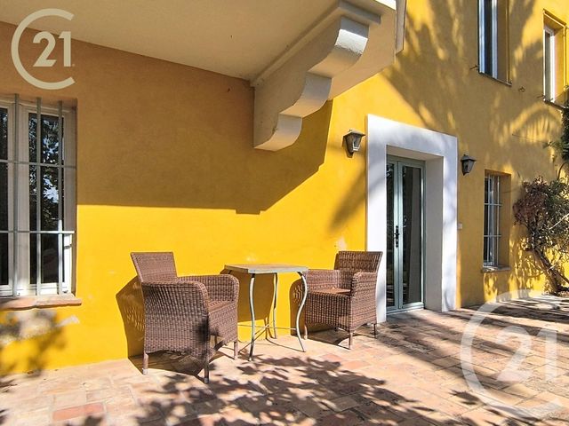 Maison &agrave; vendre - 9 pi&egrave;ces - 218,57 m2 - Vallauris - 06 - PROVENCE-ALPES-COTE-D-AZUR