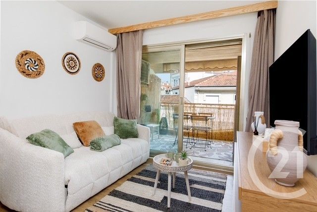 Appartement F1 &agrave; vendre - 1 pi&egrave;ce - 22,70 m2 - Cannes - 06 - PROVENCE-ALPES-COTE-D-AZUR