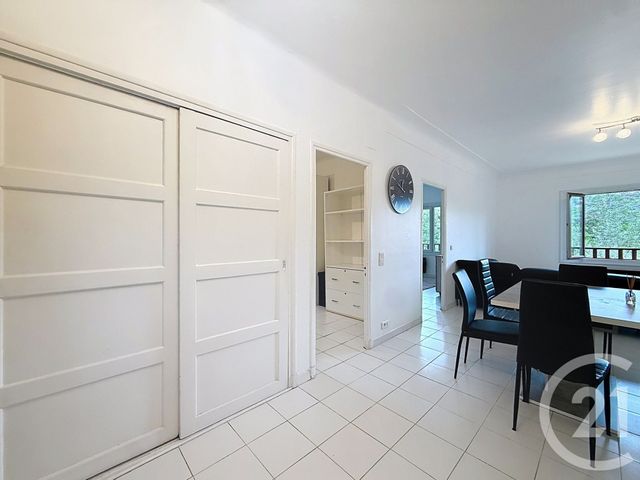 Appartement F3 &agrave; louer - 3 pi&egrave;ces - 61,77 m2 - Mougins - 06 - PROVENCE-ALPES-COTE-D-AZUR