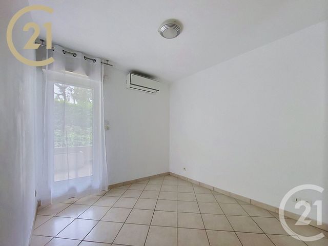 Appartement F3 &agrave; vendre - 3 pi&egrave;ces - 78,23 m2 - Cannes - 06 - PROVENCE-ALPES-COTE-D-AZUR