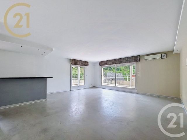 Appartement F3 &agrave; vendre - 3 pi&egrave;ces - 78,23 m2 - Cannes - 06 - PROVENCE-ALPES-COTE-D-AZUR