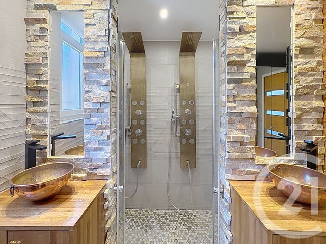 Appartement F4 &agrave; vendre - 4 pi&egrave;ces - 74,09 m2 - Cannes - 06 - PROVENCE-ALPES-COTE-D-AZUR