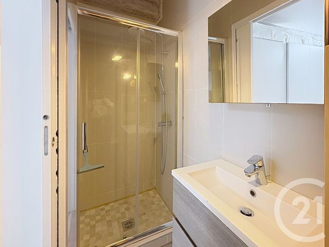Appartement F4 &agrave; vendre - 4 pi&egrave;ces - 74,09 m2 - Cannes - 06 - PROVENCE-ALPES-COTE-D-AZUR