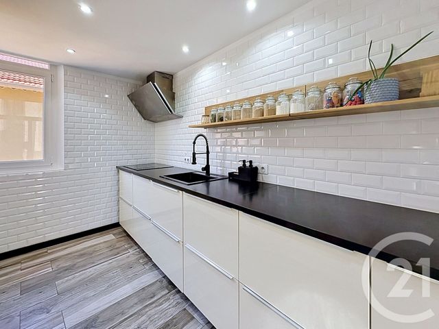 Appartement F4 &agrave; vendre - 4 pi&egrave;ces - 74,09 m2 - Cannes - 06 - PROVENCE-ALPES-COTE-D-AZUR