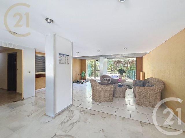 Appartement F1 &agrave; louer - 1 pi&egrave;ce - 17,45 m2 - Cannes - 06 - PROVENCE-ALPES-COTE-D-AZUR