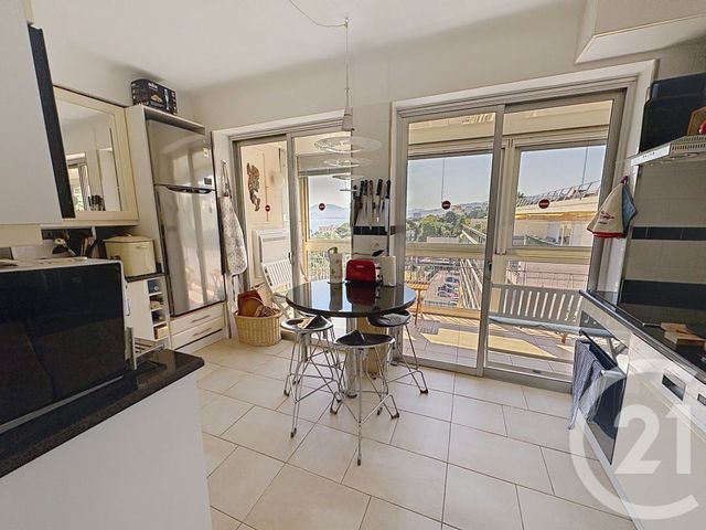 Appartement F3 &agrave; vendre - 3 pi&egrave;ces - 84,01 m2 - Cannes - 06 - PROVENCE-ALPES-COTE-D-AZUR