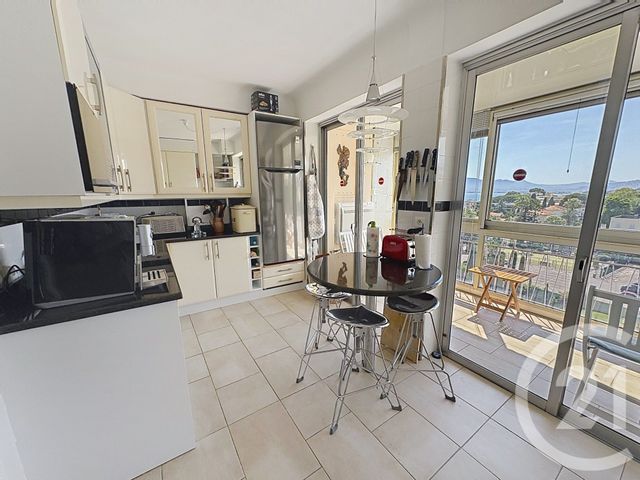 Appartement F3 &agrave; vendre - 3 pi&egrave;ces - 84,01 m2 - Cannes - 06 - PROVENCE-ALPES-COTE-D-AZUR