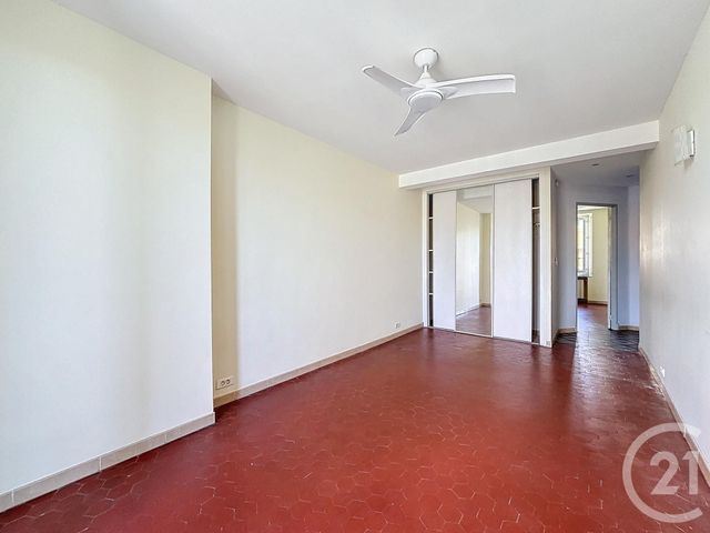 Appartement T3 &agrave; louer - 3 pi&egrave;ces - 59,02 m2 - Cannes - 06 - PROVENCE-ALPES-COTE-D-AZUR