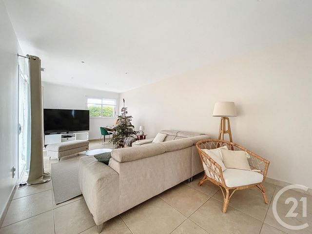 Maison &agrave; louer - 5 pi&egrave;ces - 148,02 m2 - La Roquette Sur Siagne - 06 - PROVENCE-ALPES-COTE-D-AZUR