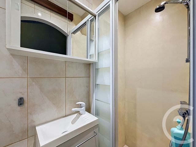 Appartement Studio &agrave; louer - 1 pi&egrave;ce - 24,02 m2 - Cannes - 06 - PROVENCE-ALPES-COTE-D-AZUR