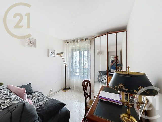 Appartement F4 &agrave; vendre - 4 pi&egrave;ces - 85 m2 - Cannes La Bocca - 06 - PROVENCE-ALPES-COTE-D-AZUR