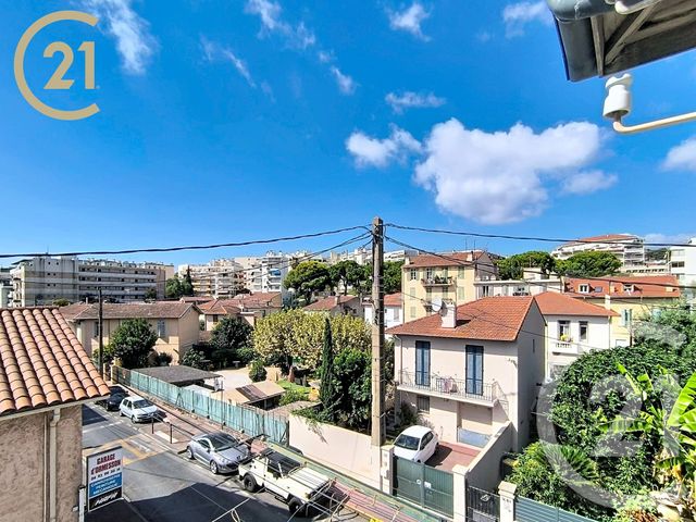 Appartement T3 &agrave; vendre - 3 pi&egrave;ces - 46,01 m2 - Le Cannet - 06 - PROVENCE-ALPES-COTE-D-AZUR
