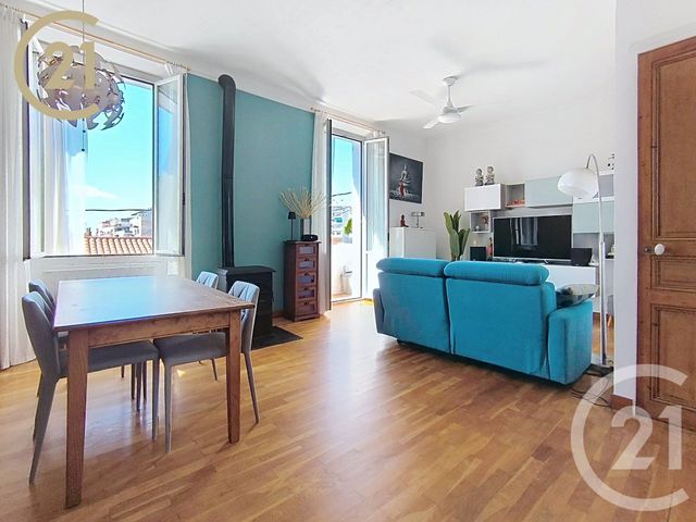 Appartement T3 &agrave; vendre - 3 pi&egrave;ces - 46,01 m2 - Le Cannet - 06 - PROVENCE-ALPES-COTE-D-AZUR