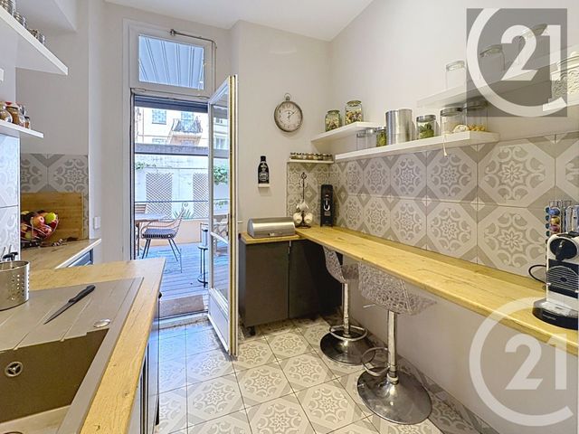 Appartement F4 &agrave; vendre - 4 pi&egrave;ces - 141,28 m2 - Cannes - 06 - PROVENCE-ALPES-COTE-D-AZUR